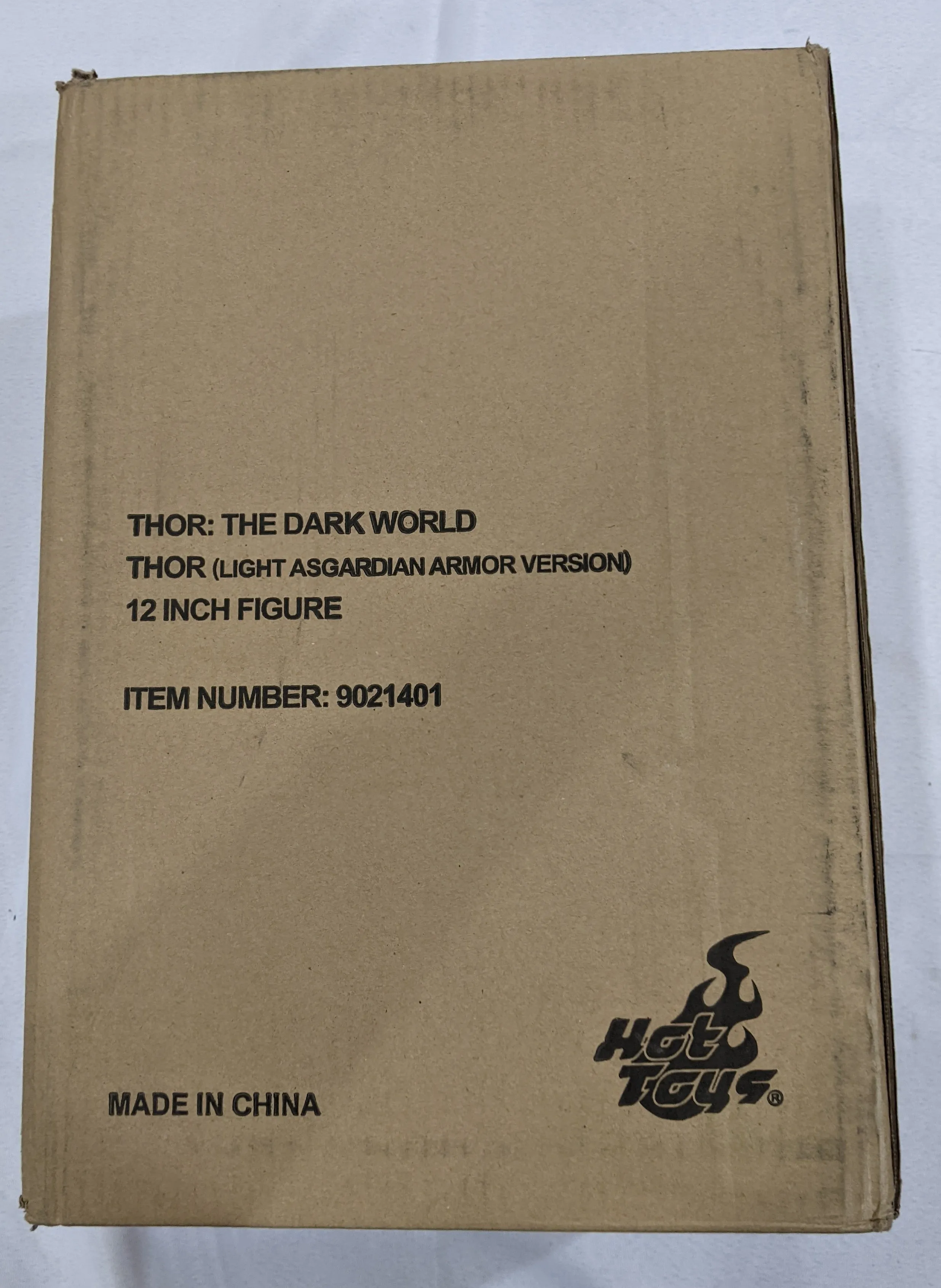 Hot Toys 1/6 Thor: The Dark World Thor (Light Asgardian Armor) Sixth Scale Figure MMS225