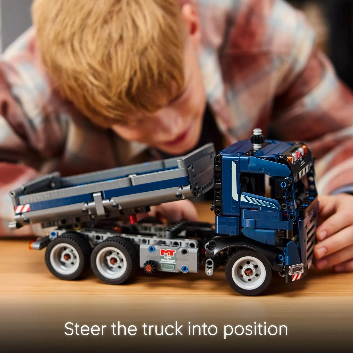 Lego 42203 - Technic Tipping Dump Truck
